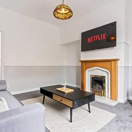 Feriehus Victoria House - Location - Free Parking, Fast Wifi, Smarttv With Netflix By Yoko Loftus